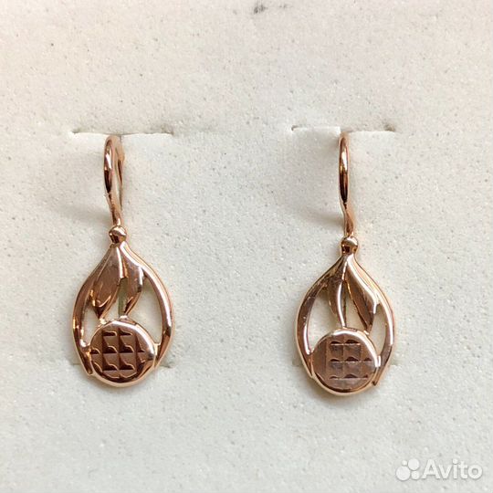 Золотые серьги 583 пробы СССР