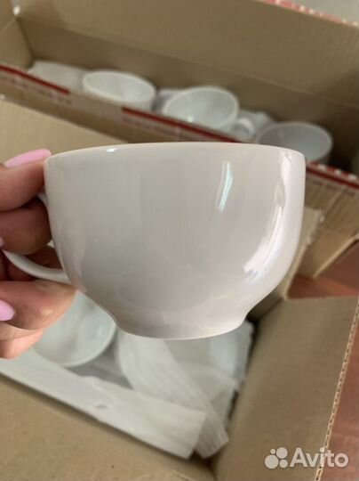 Набор чашек с блюдцами новый