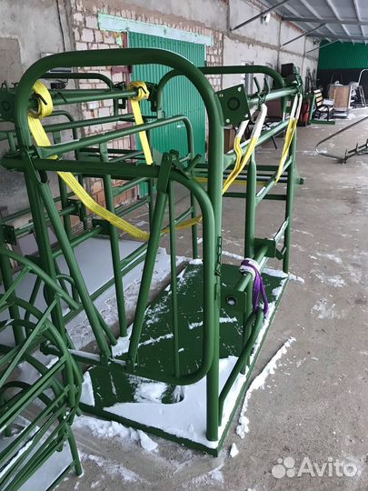 Станок для обработки копыт крс