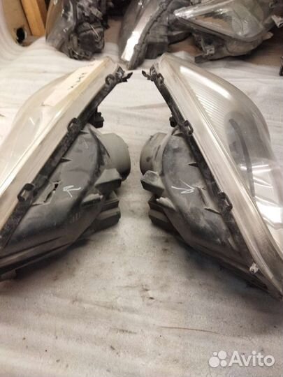 Фары Toyota RAV4 2 00-05