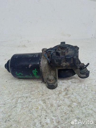 Моторчик стеклоочистителя передний MB623287