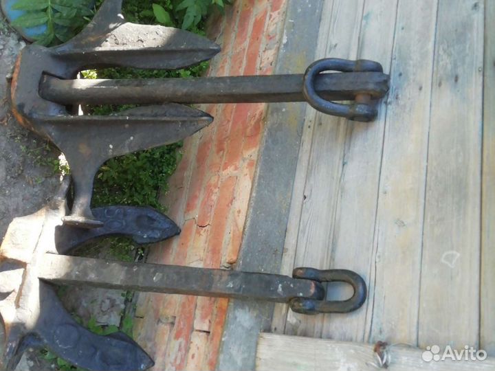 Якорь для лодки