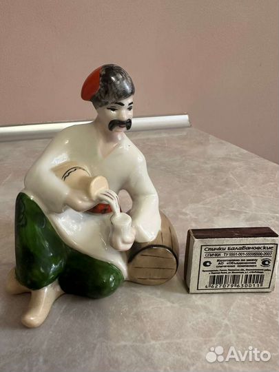 Фарфоровые статуэтки