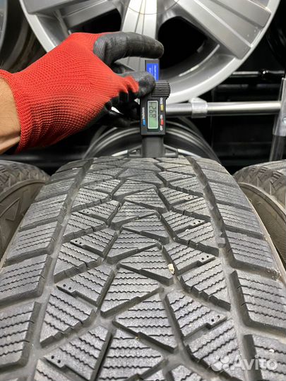 Bridgestone Blizzak DM-V2 225/65 R17