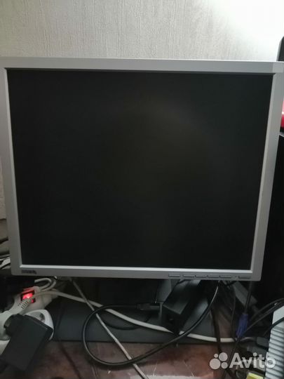 Монитор Benq 19