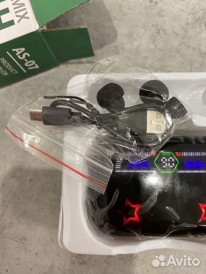 Беспроводные наушники новые