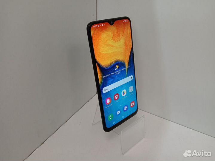 Samsung Galaxy A20, 3/32 ГБ