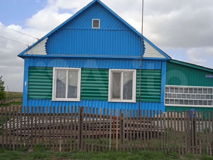 Дом 55 м² на участке 3,8 сот.