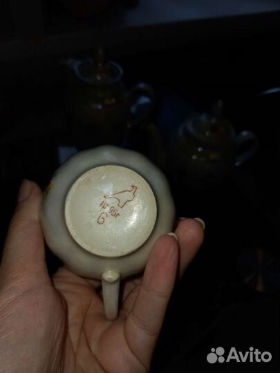 Чайник заварочный и чашки