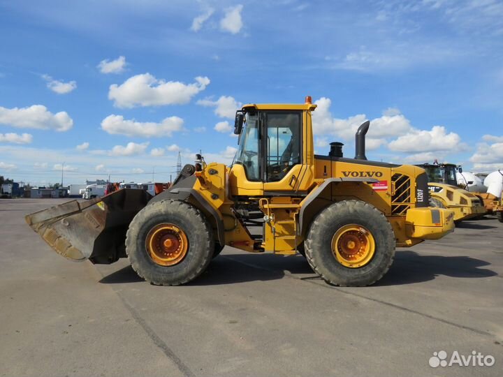 Фронтальный погрузчик Volvo L120F, 2013