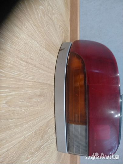 Фонарь задний Subaru Impreza 1996 г.в торг