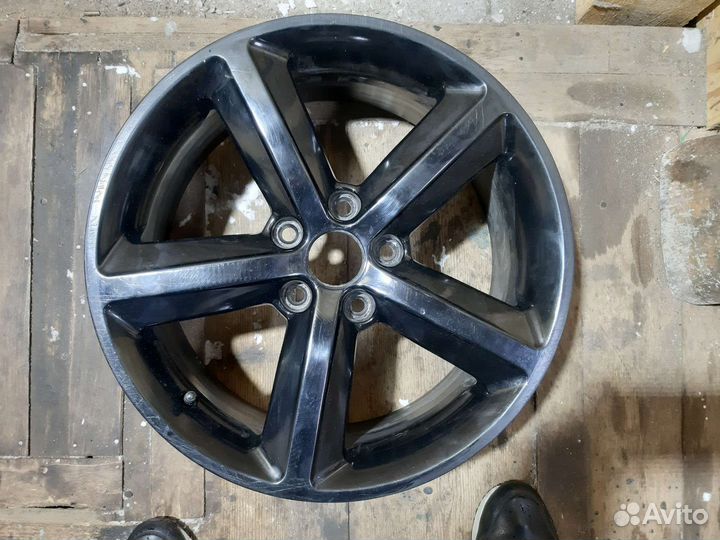 Литые диски на VAG r17 5x112 со66.6 Торг