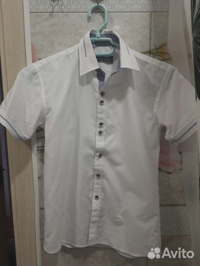 Детская белая рубашка с коротким рукавом