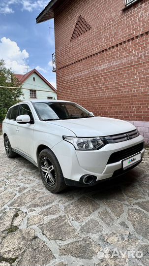 Mitsubishi Outlander 2.0 CVT, 2014, 73 000 км