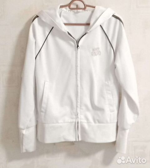 Ветровка для девочки