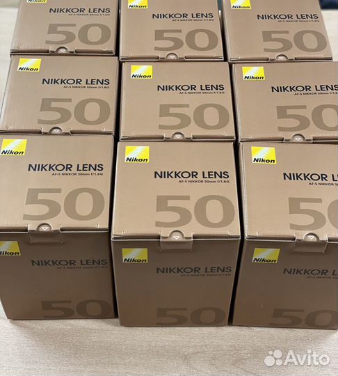 Nikon 50 mm f 1 8g af s nikkor Новый
