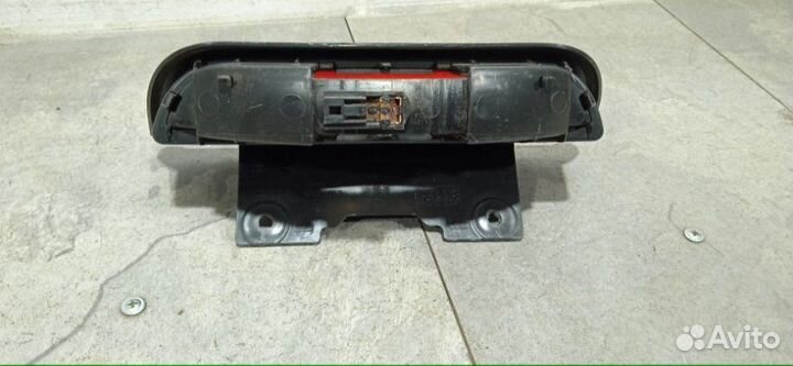 Стоп-сигнал задний Renault Logan 2 2013-2019