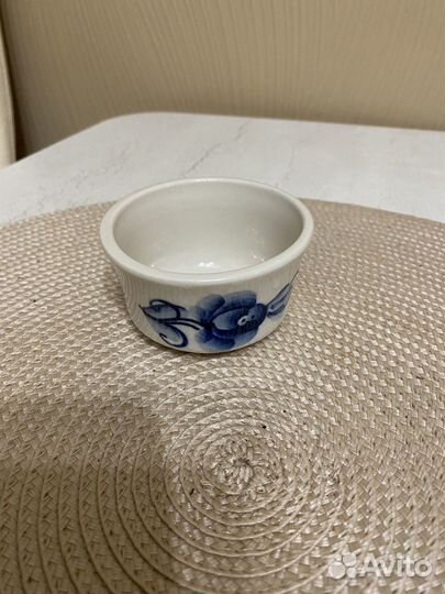 Розетки посуда гжель