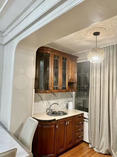 2-к. квартира, 48 м², 1/9 эт.