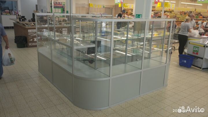 Торговый остров для магазина