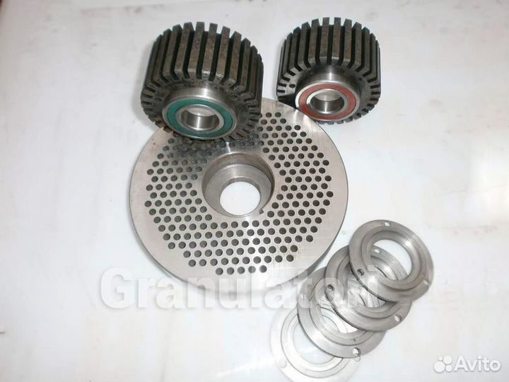 Матрица для гранулятора с пресс-вальцами(роликами)