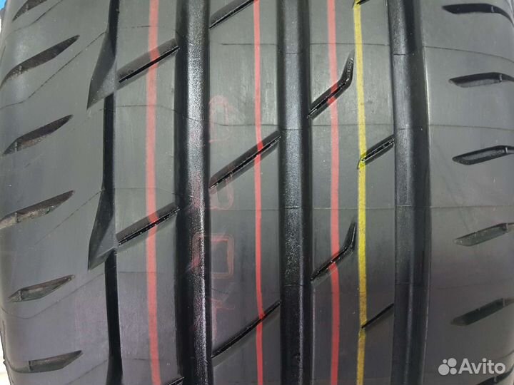 Bridgestone Potenza Adrenalin RE004 215/55 R17 94W