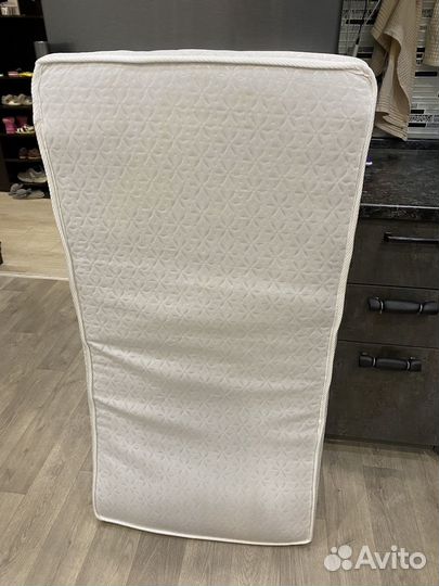 Матрас детский120*60+простыни и наволочки(подарок)