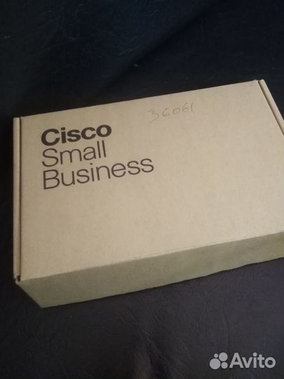 Адаптер для VoIP-телефонии Cisco SPA122