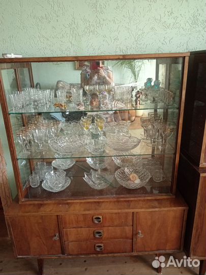 Трюмо без зеркала