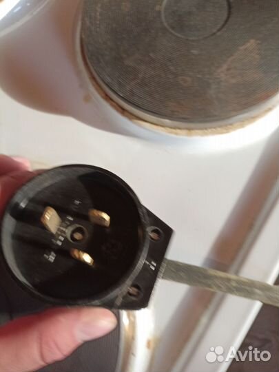 Плита Дарина электро с духовкой и заземлением