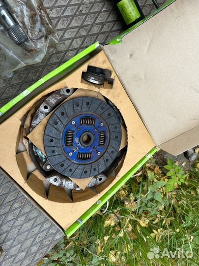 Запчасти на kia spectra