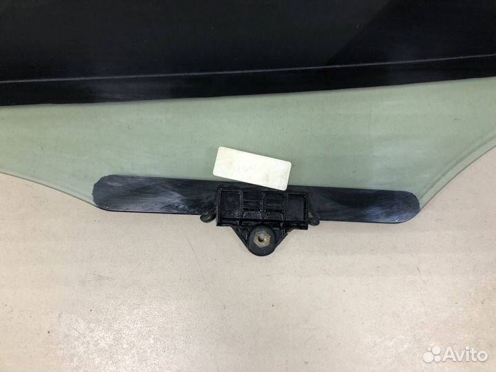 Стекло двери задней левой Hyundai ix35 LM 2010-201