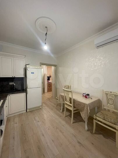 3-к. квартира, 60 м², 2/14 эт.