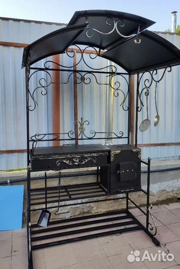 Мангал с крышей и печкой от производителя