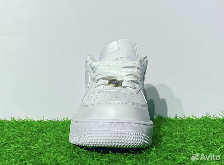 Кроссовки Nike Air Force 1 Low White Lux