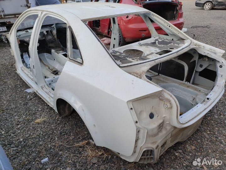 Задняя часть кузова Audi A4 B6 1.8T AMB 2006