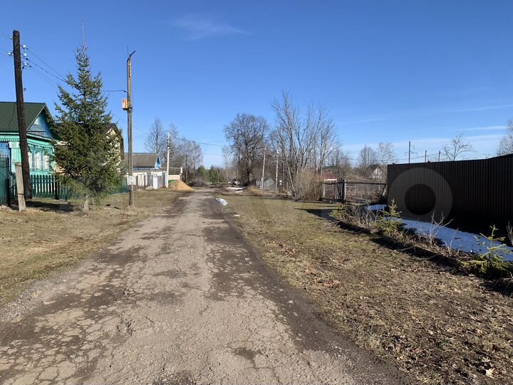 Дом 26,8 м² на участке 9 сот.