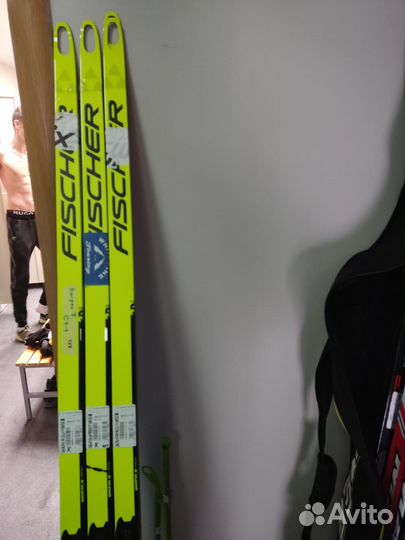 Продам лыжи