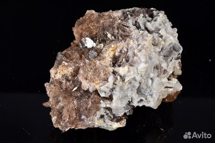Друза кристаллов. Аксинит, кальцит,альбит. Лот№785