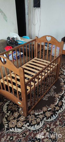 Детская кроватка