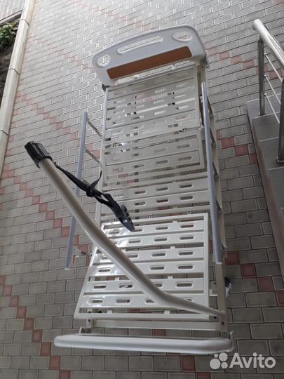 Медицинская функциональная кровать