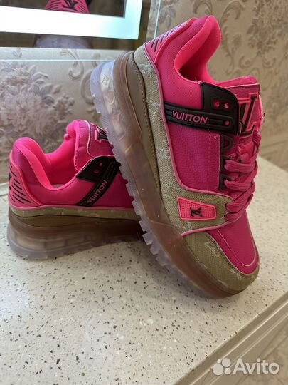 Специалист по работе с Китаем баер посредник