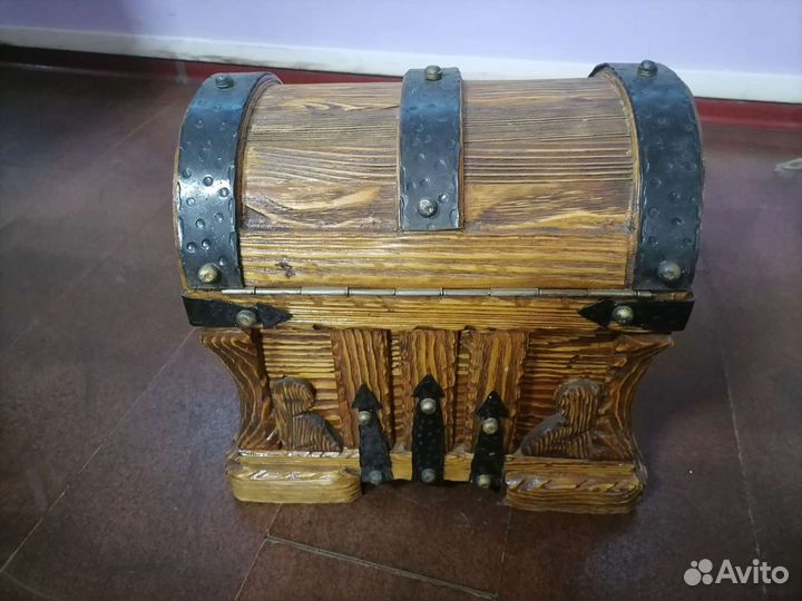 Сундук деревянный под старину
