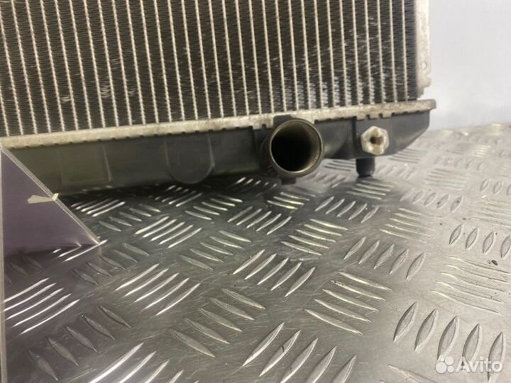 Радиатор охлаждения двигателя Toyota Mark 2 JZX110