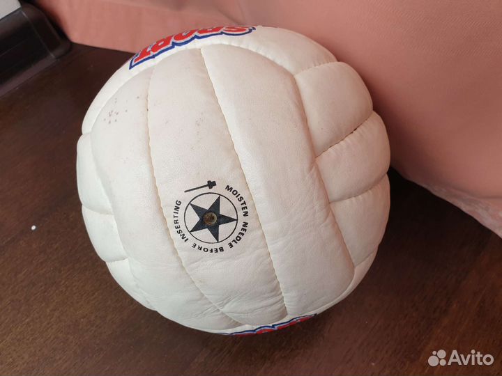 Продаются мячи