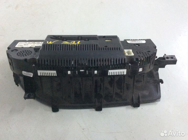 Панель приборов Mercedes-Benz W221 / W216