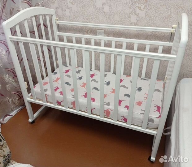Кроватка детская