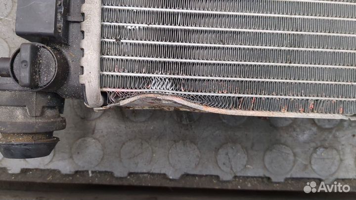 Радиатор охлаждения двигателя Ford Kuga, 2013