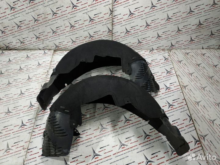 Подкрылок зад w211 Mercedes универсал