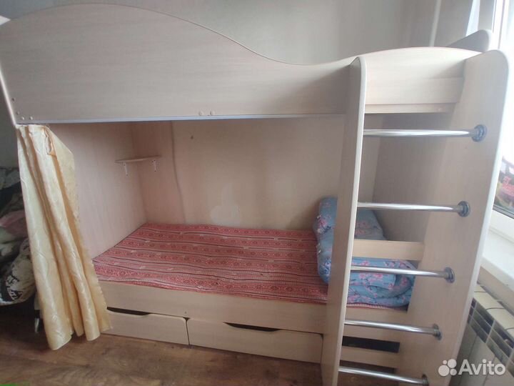 Двухъярусная кровать бу